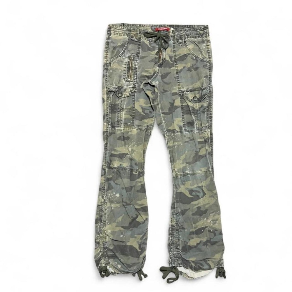 Vintage Y2K Unionbay Camo Cargo Pants Size 5 Mid Rise Grunge Cotton Flared